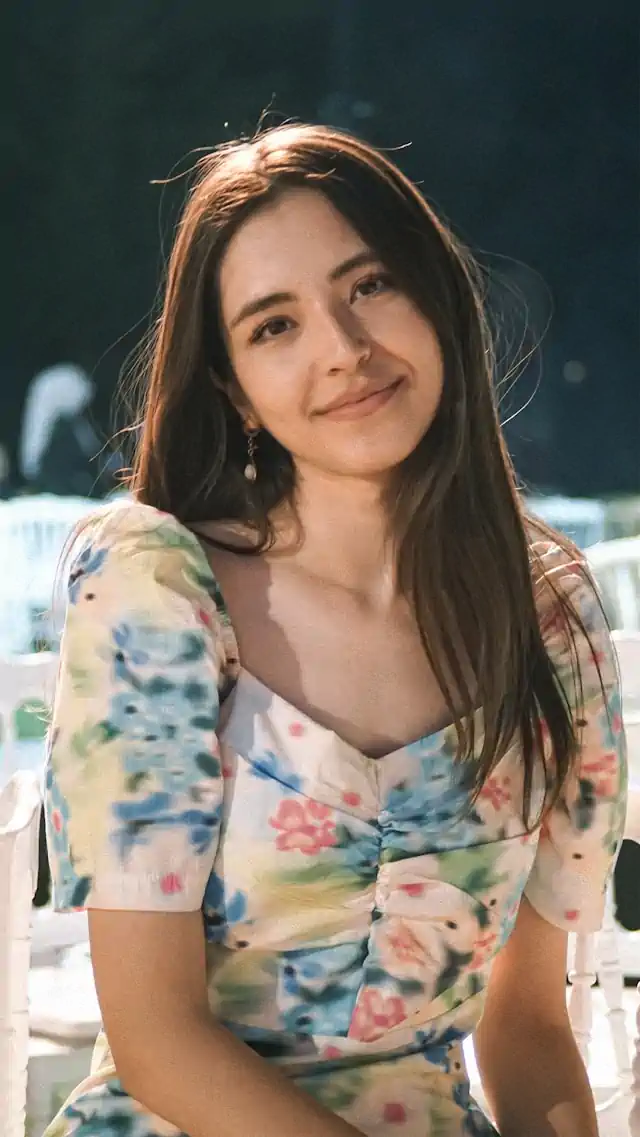 Sara V.