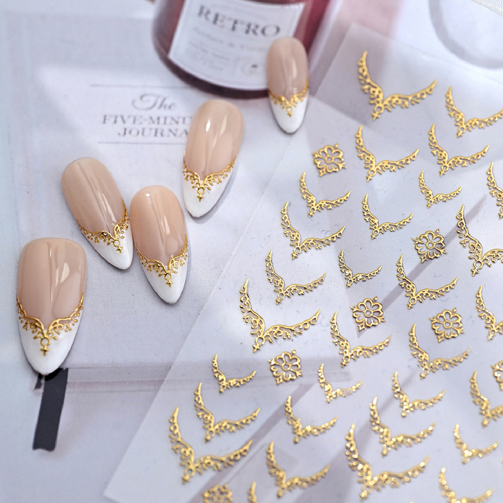 Nail Art Gothic - 3D Gold Stamping V-Shaped French Tips