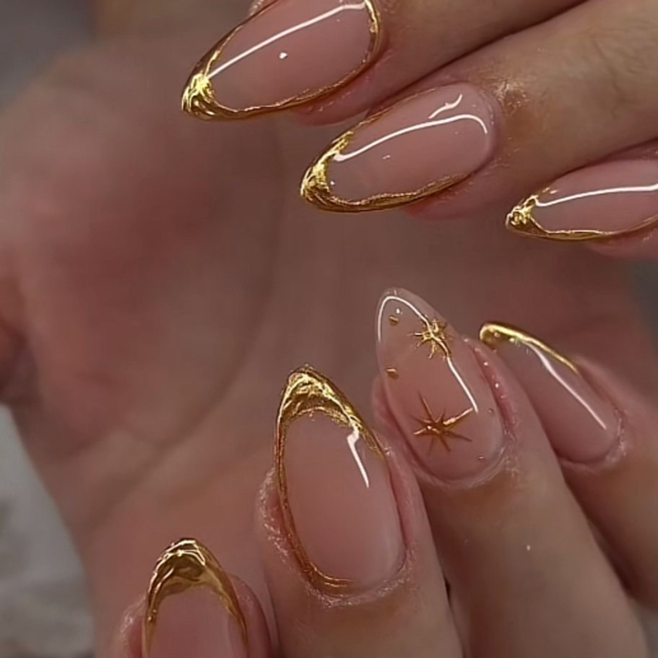 24Pcs Short Almond Nails Set F – Nail Art Gliter recenzja i cena