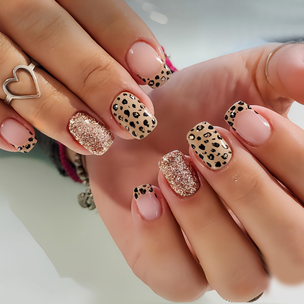 Short long fake nails for wome – Nail Art Gliter recenzja i cena
