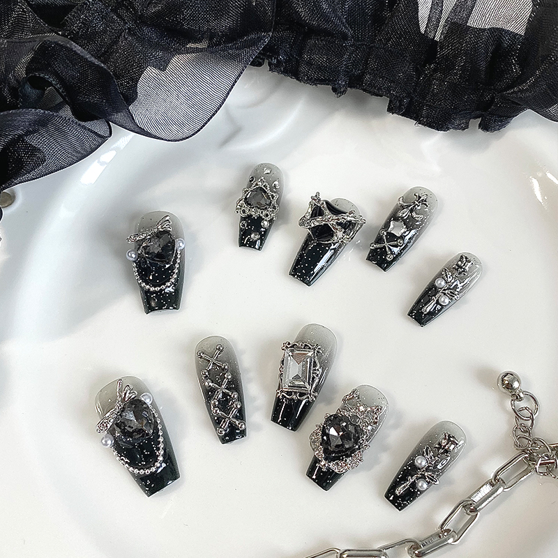 10 pieces of handmade coffin s – Nail Art Gothic recenzja i cena