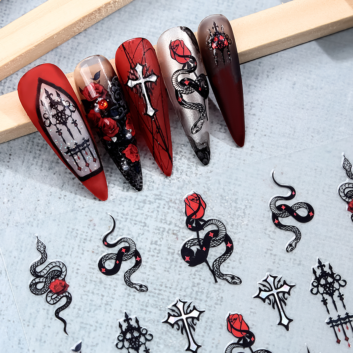 2pcs Black Red Gothic Hallowee – Nail Art Gothic recenzja i cena