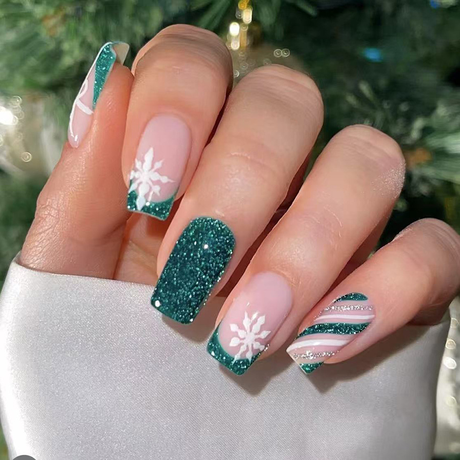 24Pcs Christmas Green French T – Nail Art Xmas 2025 recenzja i cena