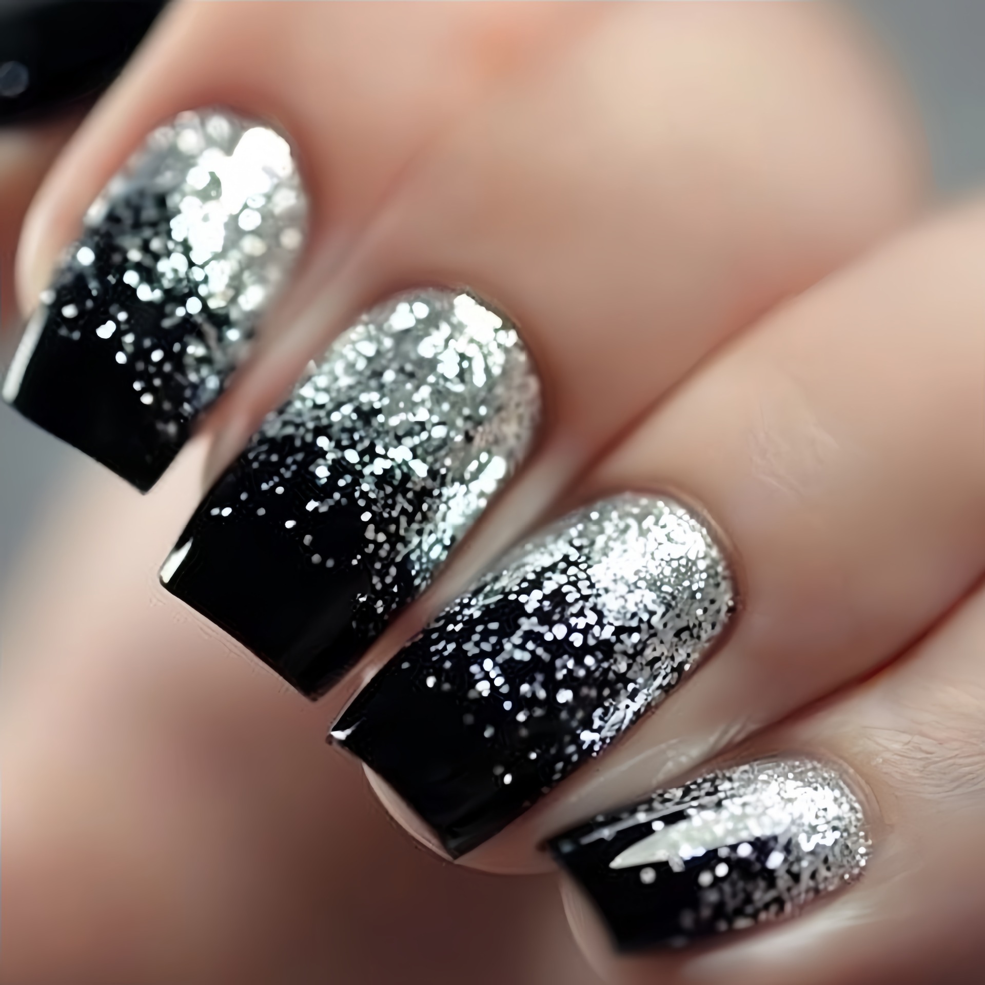 Short Medium fake nails Gradie – Nail Art Gliter recenzja i cena
