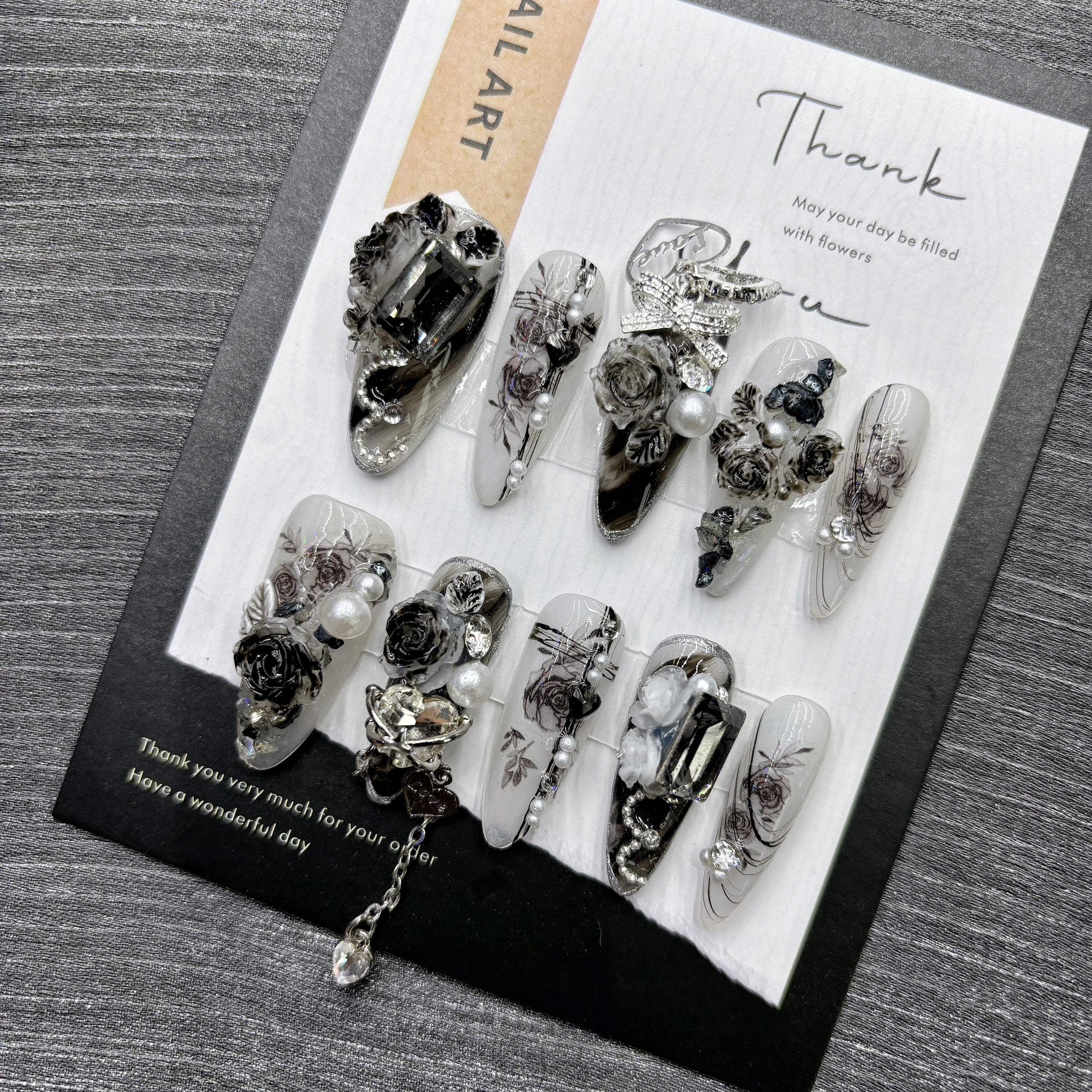 Gothic Black Rose Press On Nai – Nail Art Gothic recenzja i cena