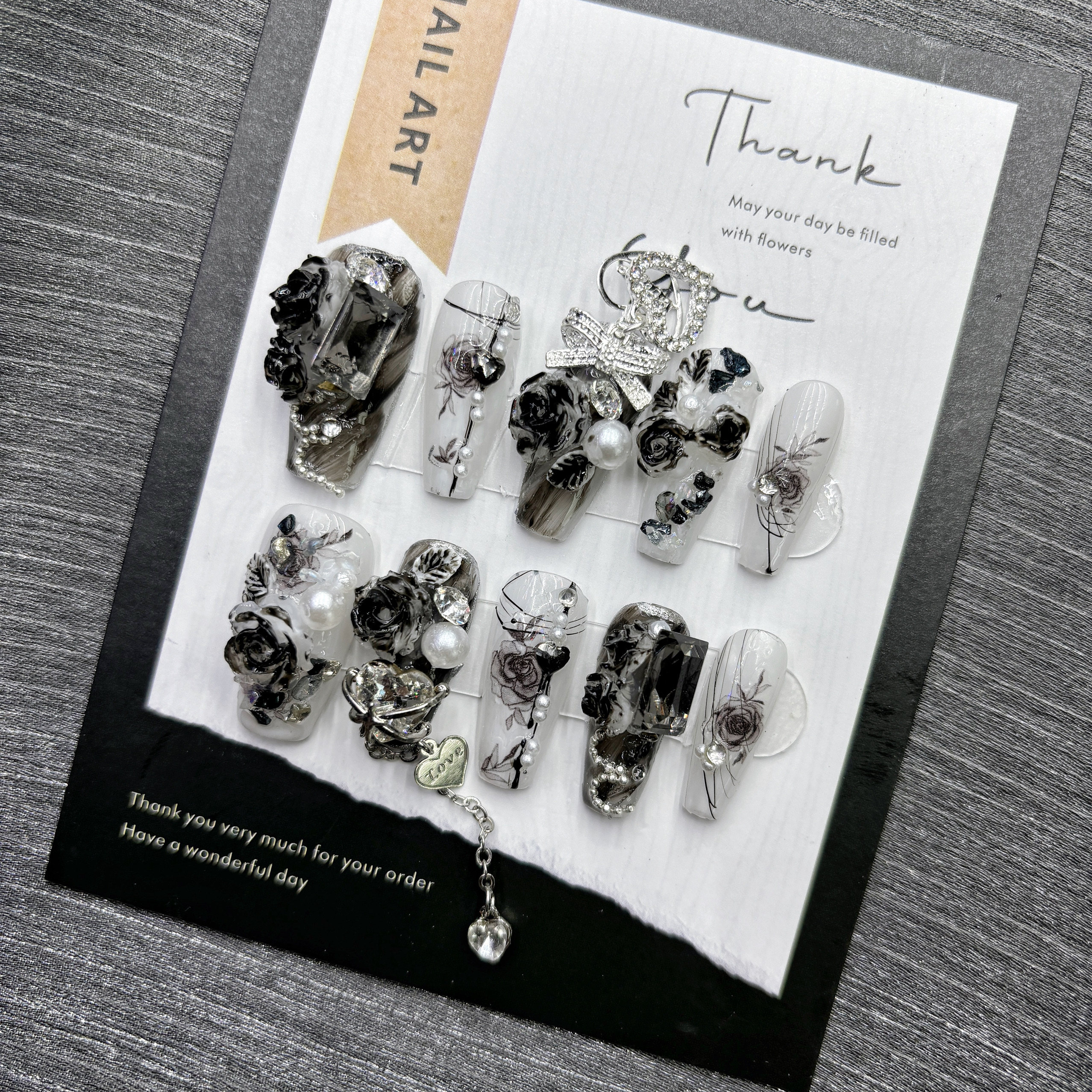 Gothic Black Rose Press On Nai – Nail Art Gothic recenzja i cena